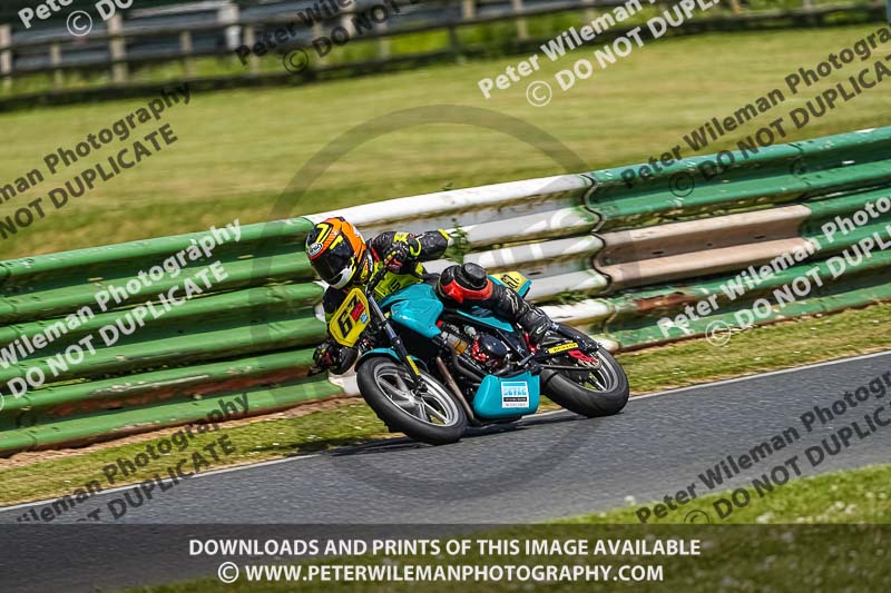 enduro digital images;event digital images;eventdigitalimages;mallory park;mallory park photographs;mallory park trackday;mallory park trackday photographs;no limits trackdays;peter wileman photography;racing digital images;trackday digital images;trackday photos